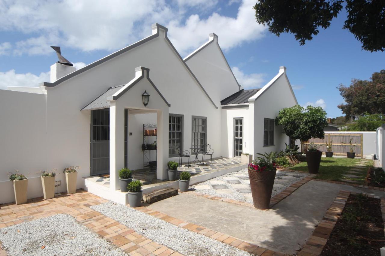 The Lily House Hotel Hermanus Eksteriør billede